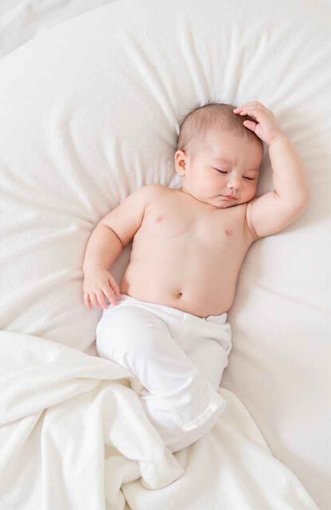 Can Babies Safely Sleep With a Pillow 2